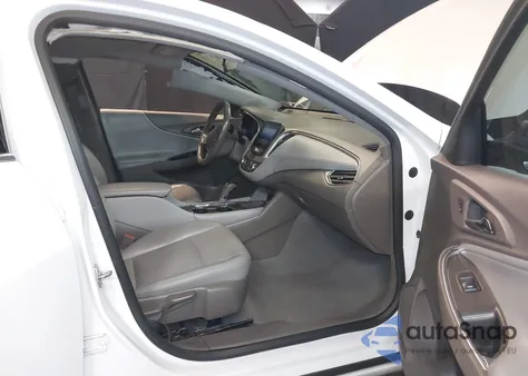 2019 Chevrolet Malibu Lt из США, поврежденный, VIN 1G1ZD5ST6KF150073